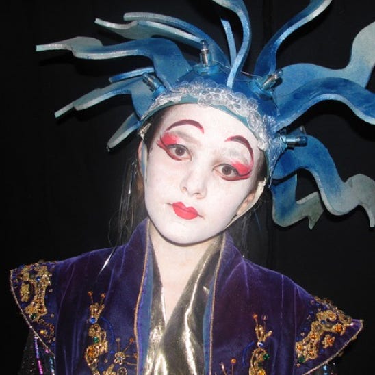 Headshot of the Queen of Dongting Lake